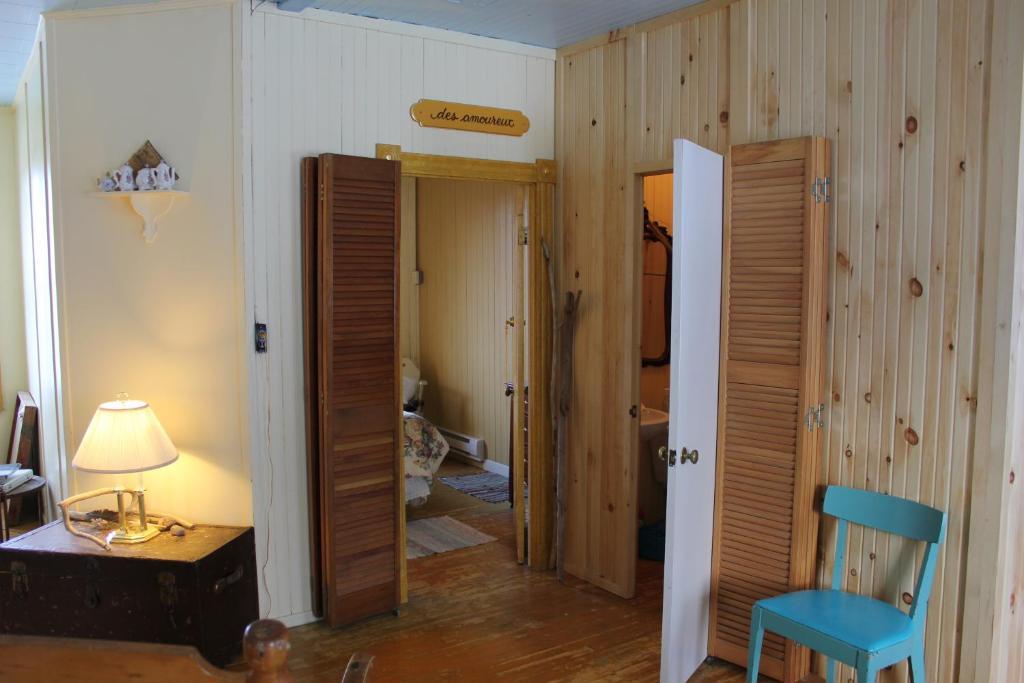 Auberge Du Cafe Chez Sam Baie-Sainte-Catherine Pokoj fotografie